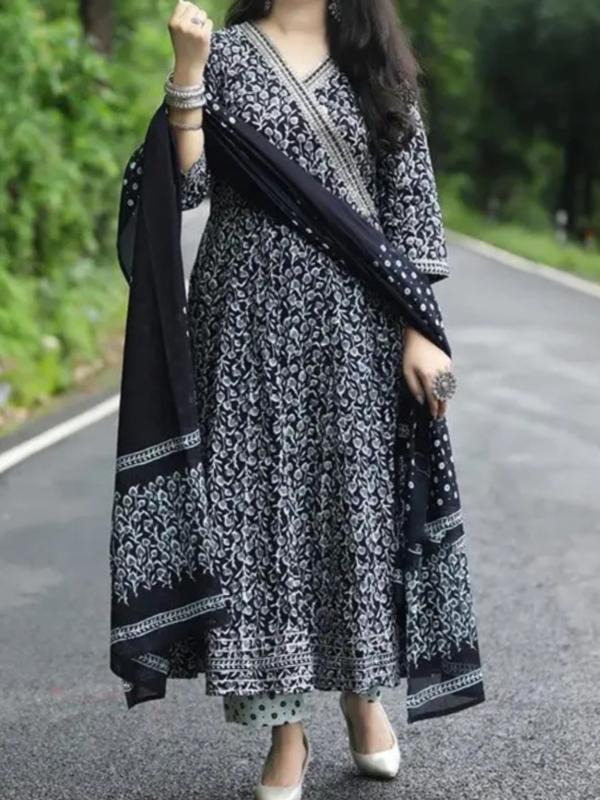Black Pure Cotton Kurti Pant Dupatta SetPerfect for Festive and Casual Wea