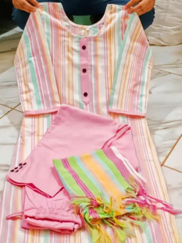 Ethnic kurti with pant and dupatta setKurta Fabric: Khadi Cotton Fabric: Khadi Cotton Bottomwear Fabric: Khadi Cotton Sleev
