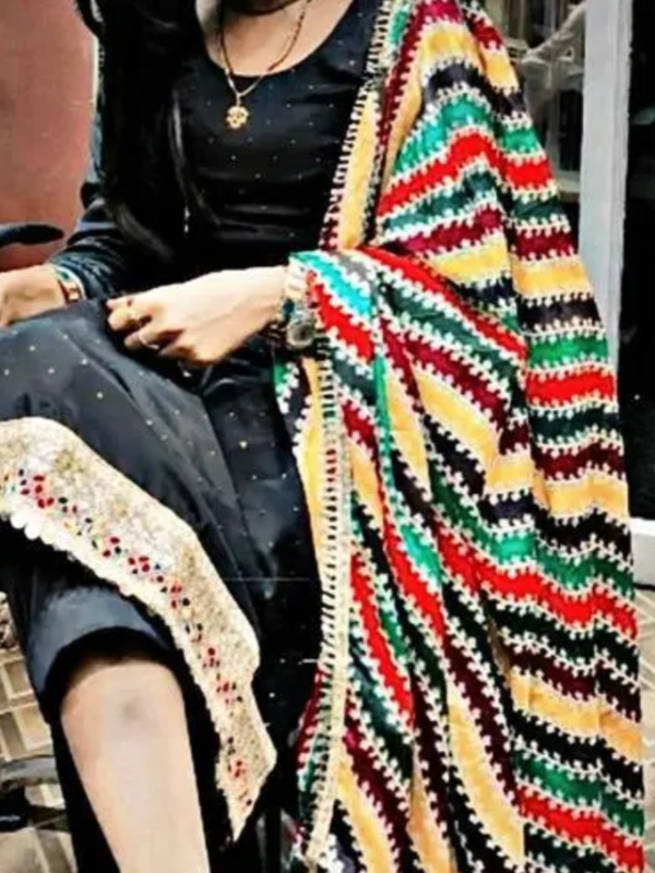 Silk Unstitched Designers SCreapeuit n