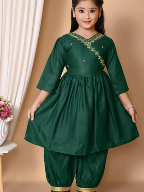 KURTAPATIYALAFORKIDSTopFabric:Ray