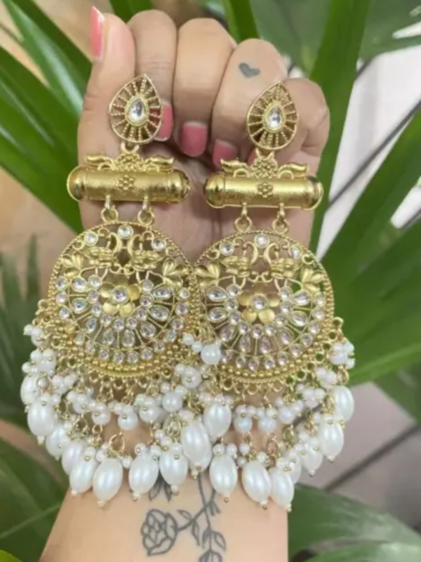 Pack of 1 Mendi Gold Drop & Dangle Earrings for Women and Girls