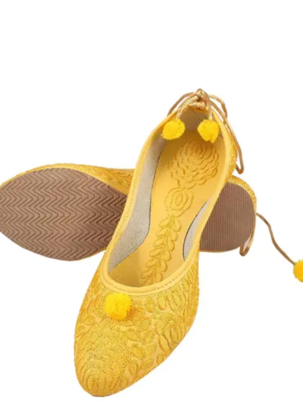 : Juttis & MojarisMaterial: