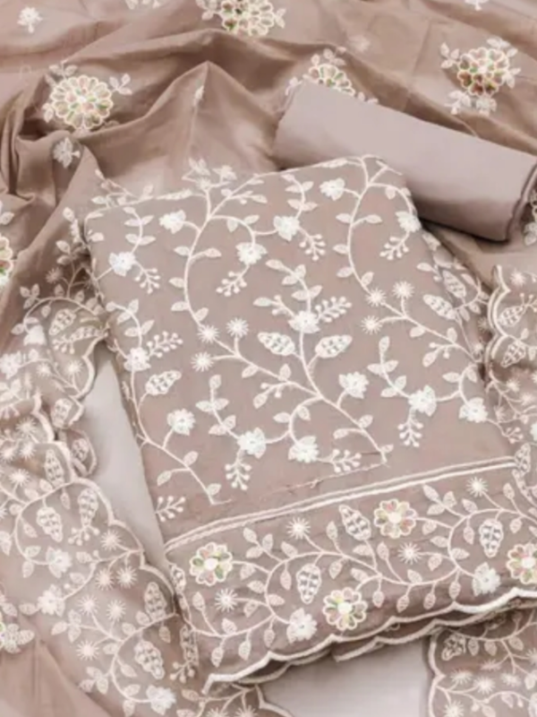Name: NEW TRENDY CHANDERI BROWN