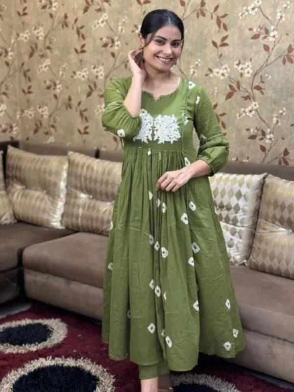 A traditional Kalidar style kurta with