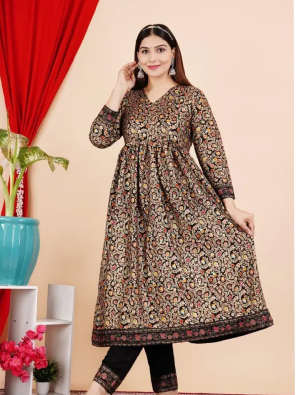 DF-0048- BLACK V SHAPE 2 PIC SETurta