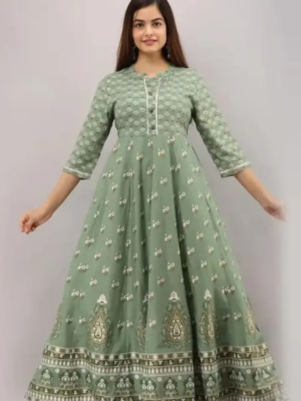 womenkurtaFabric:RayonSleeveLength: