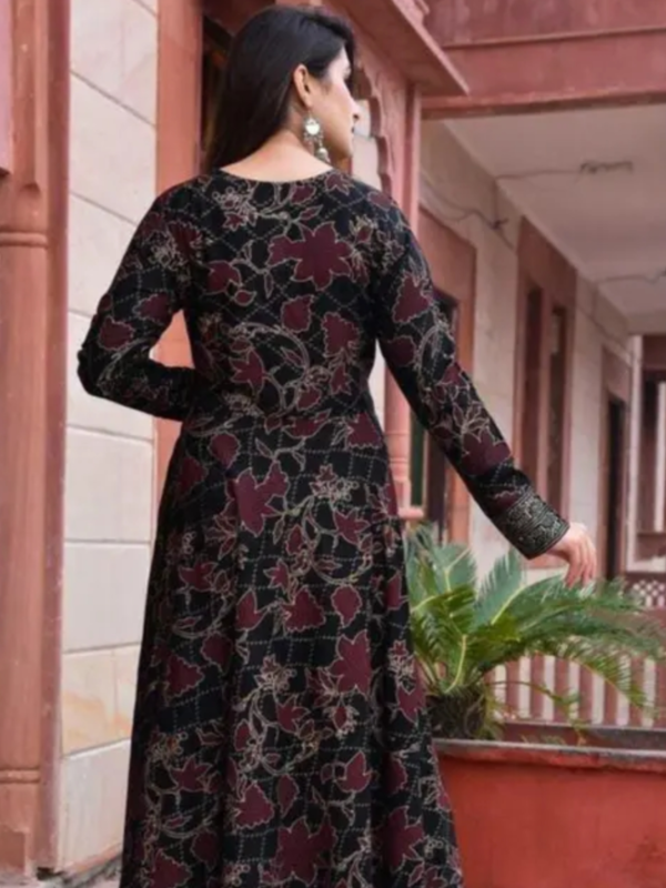 RAYON ANARKALI LONG KURTI BLACK