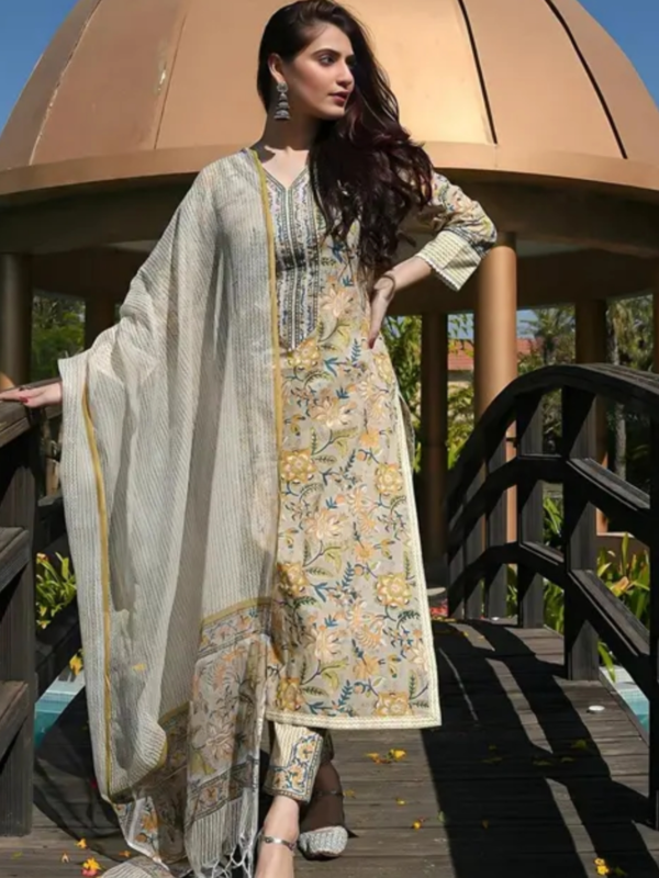 Women Latest Design Floral Printed