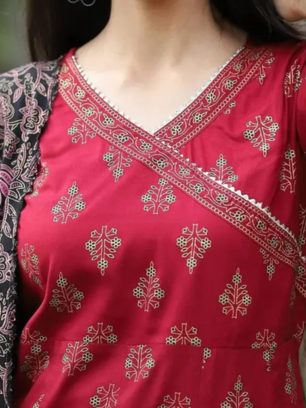 GoldPrintedAnarkaliKurtiWithDupattaSetK