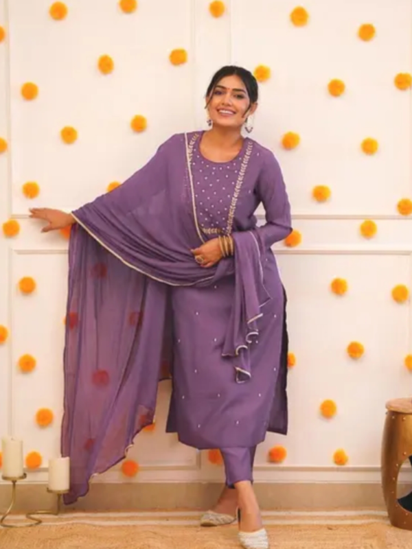 Kavya Kurta SetKurta Fabric: Rayon