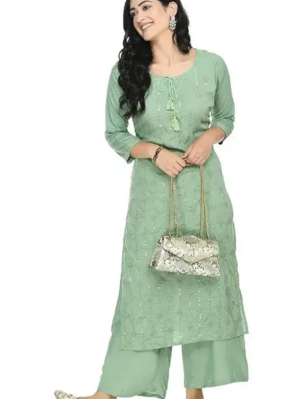 WOMEN EMBROIDERY KURTA WITH