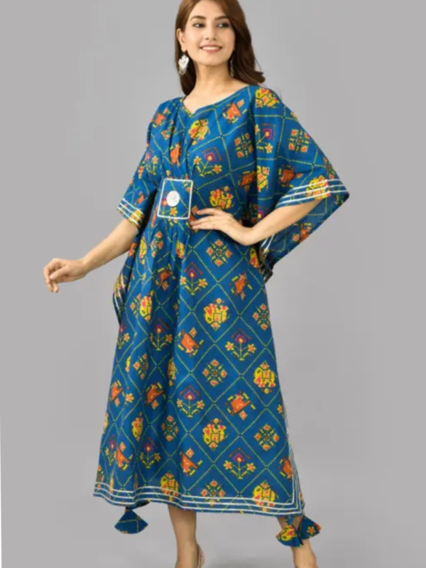 WOMANANARKALIKURTAFabric:RayonSlee