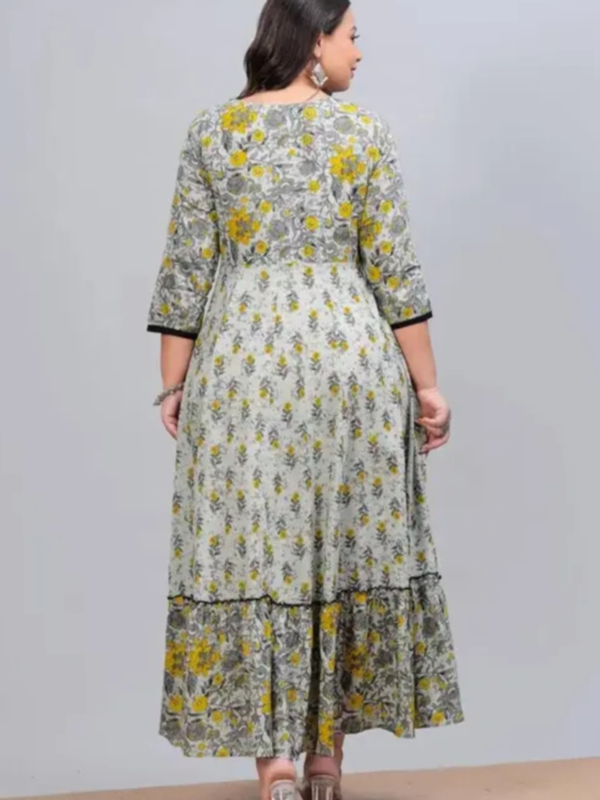 LongTrendyGreyAnarkaliFabric:RayoSleeve