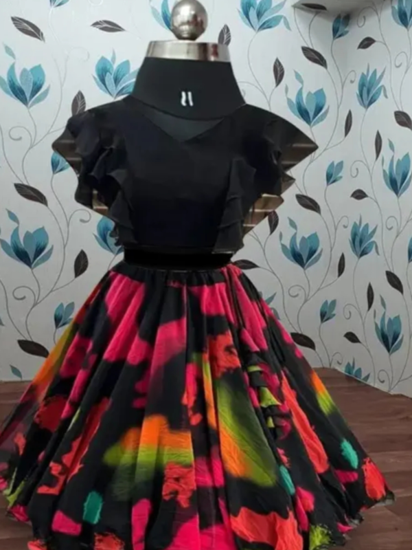Trendy Top & Skirts || Georgette febric