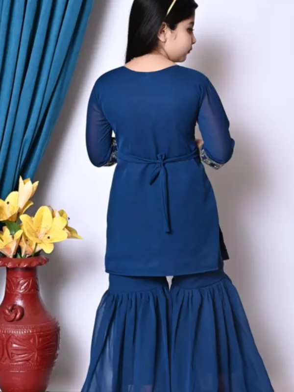 Girls new design kurta sets of 2025.Top