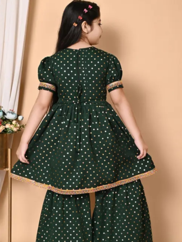 Top Pattern: Printed Bottom Pattern: Printed Net Quantity (N): Single Add-Ons: Dupatta Sizes: 2-3 Years, 3-4 Years, 4-5 Years, 5-6 Years, 6-7 Years, 7-8 Years, 8-9 Years, 9-10 Years, 10-11 Years, 11-12 Years Girls Kurta Sharara set with dupatta Country of Origin: India