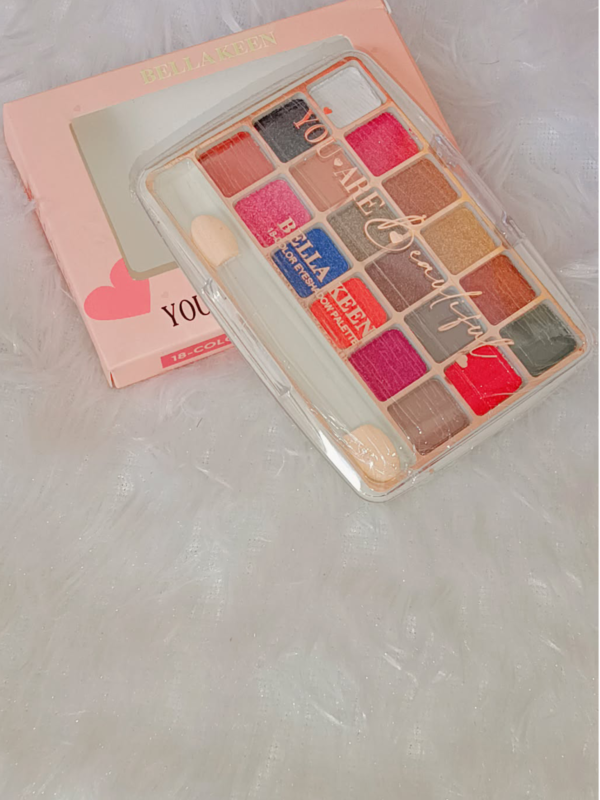 Bella keen 18color eyeshadow palette