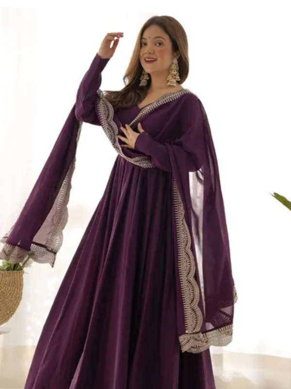 Women’s Georgette Stitched Anarkali