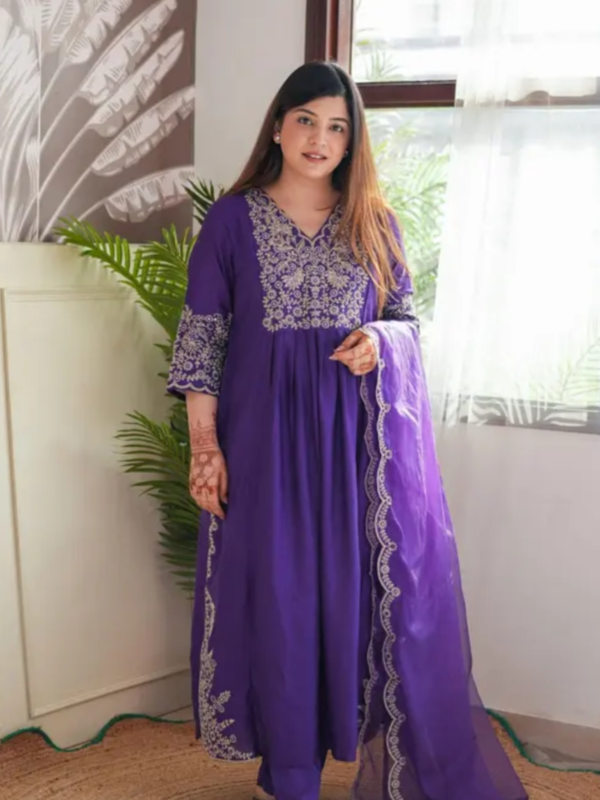 Graceful purple viscose chanderi